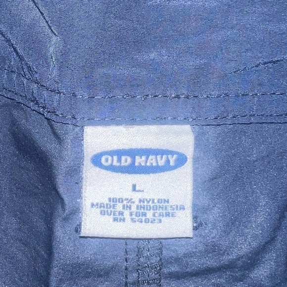 Old navy- Nay swim trunks - Picture 5 of 5